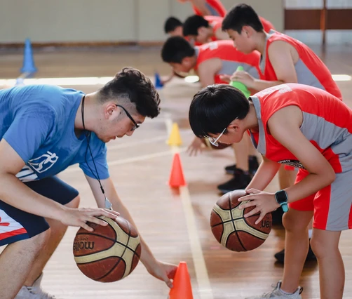 家长如何为孩子选择合适的篮球冬令营?_0